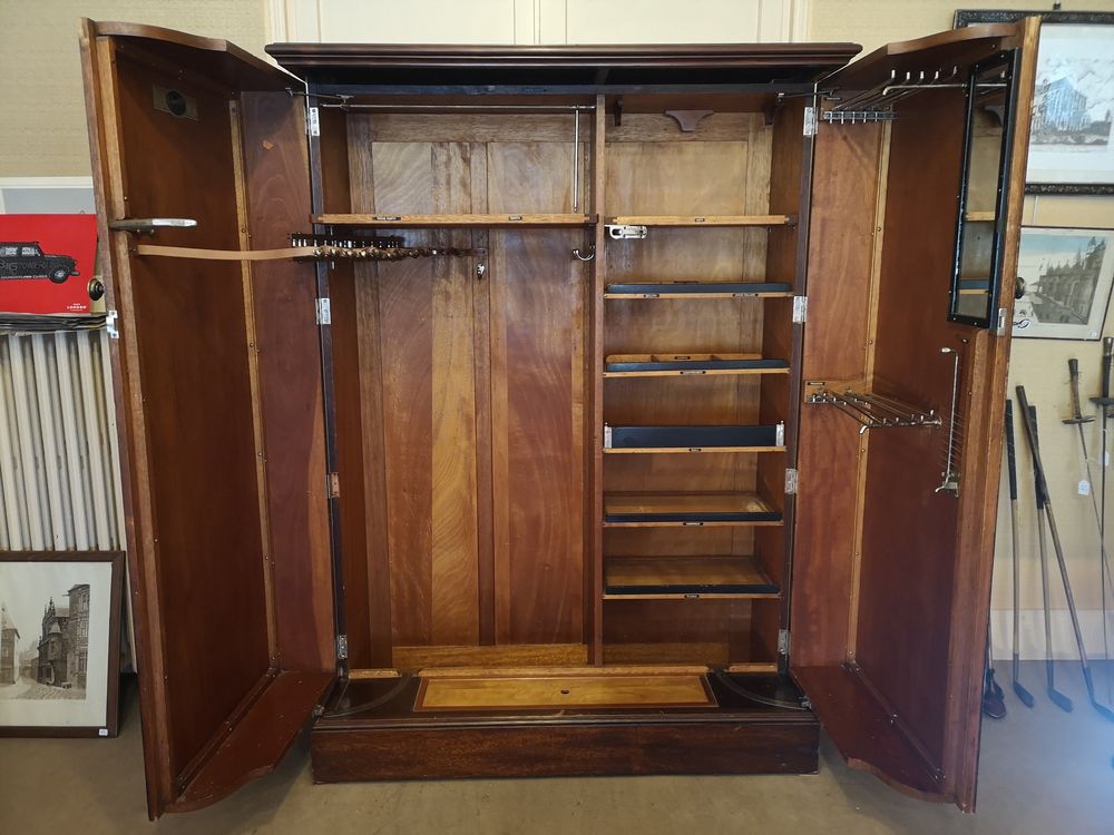 Armoire compactom vintage 2400 Gu�c�lard (72)