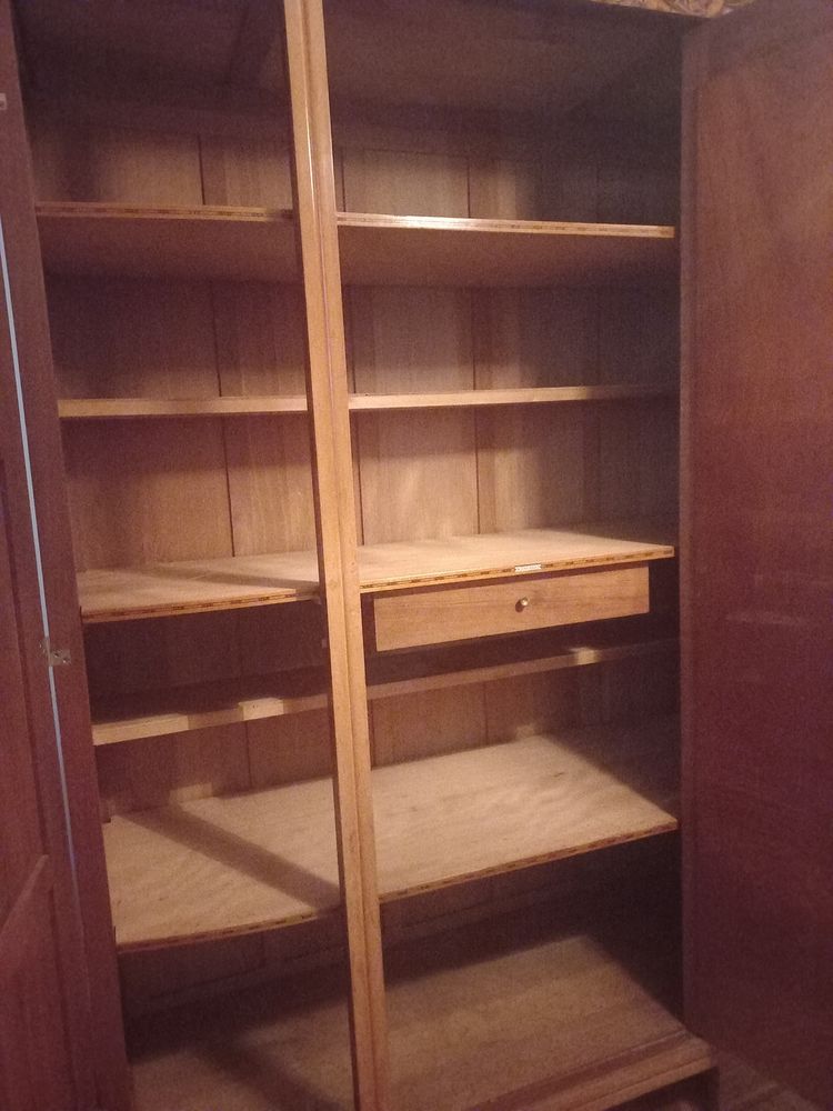 Armoire art et deco 300 Le Mans (72)