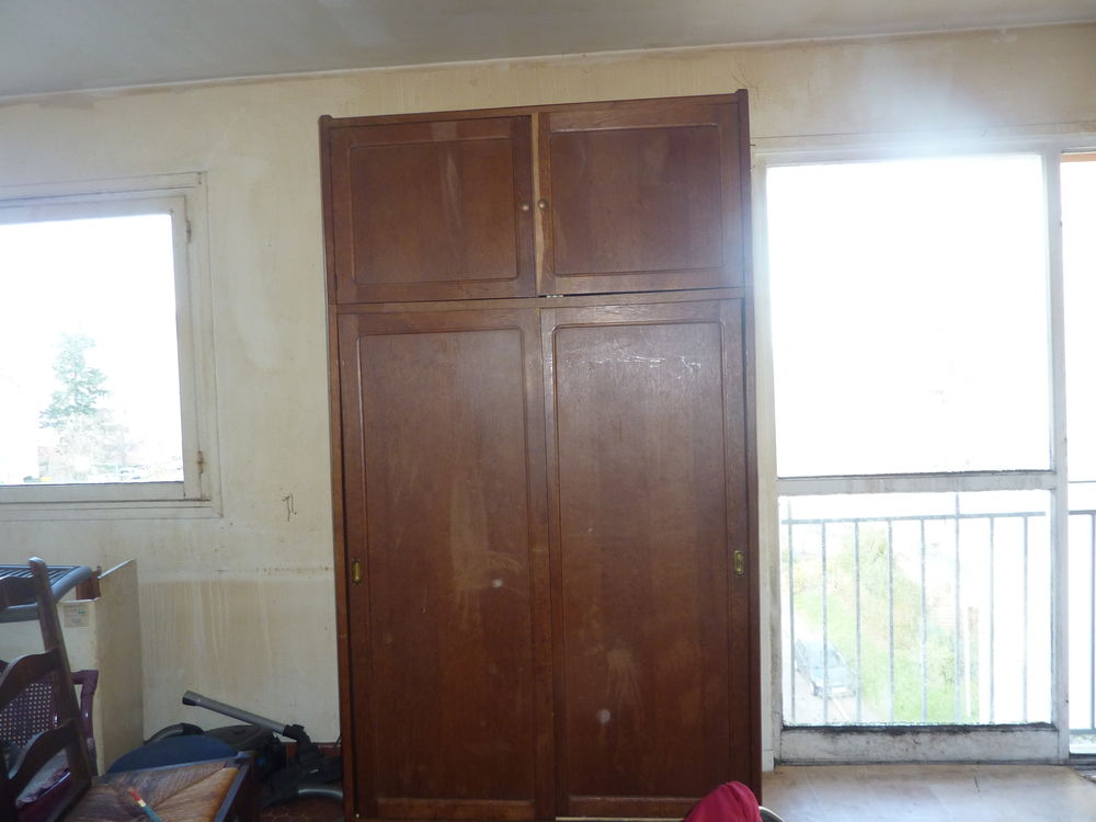 Armoire � deux niveaux- Porte coulissante
20 Maurepas (78)