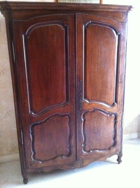 Armoire dite Normande en chene 0 Menton (06)