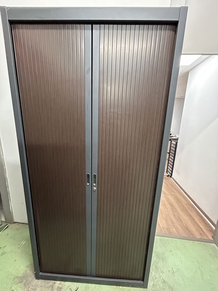 Armoire haute rideaux coulissants 
100 Les Pennes-Mirabeau (13)