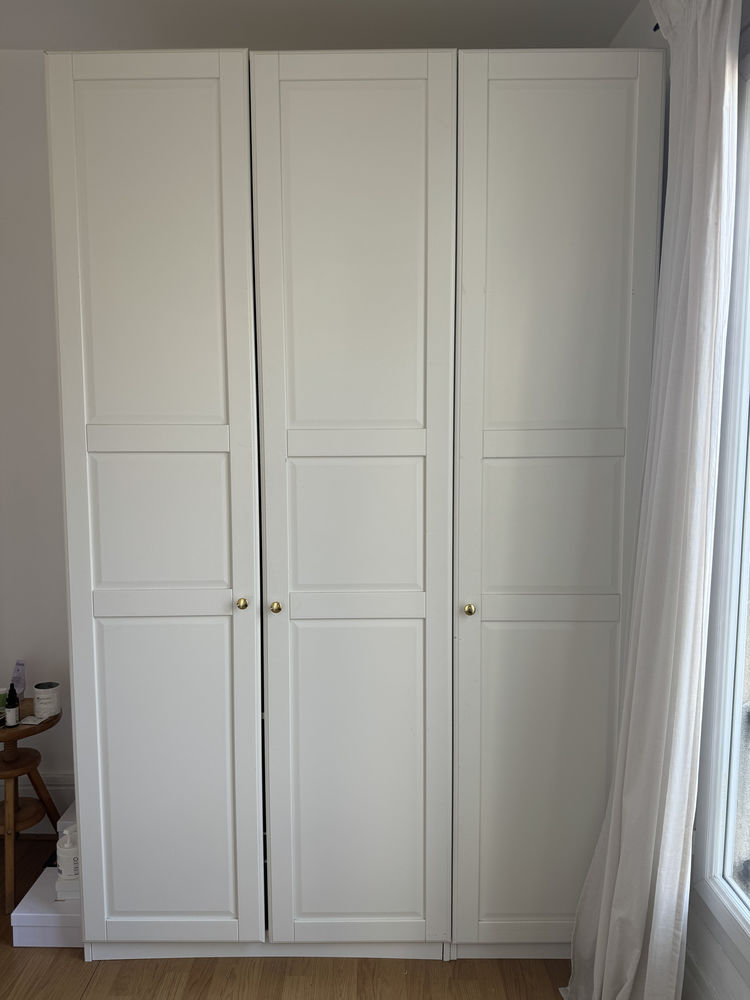 Armoire IKEA pax deux unit�s
200 Paris 12 (75)