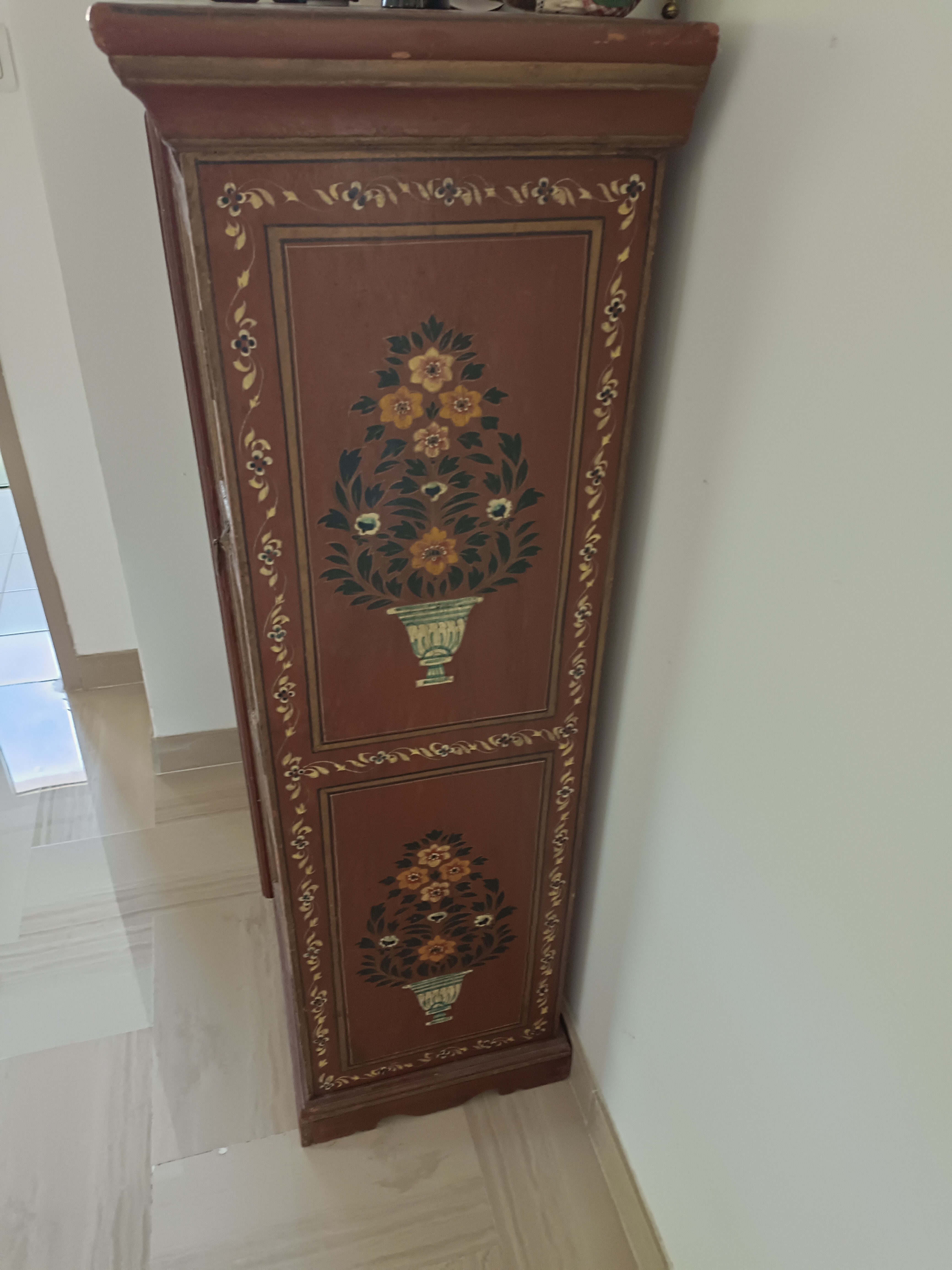 Armoire indienne 150 Nice (06)