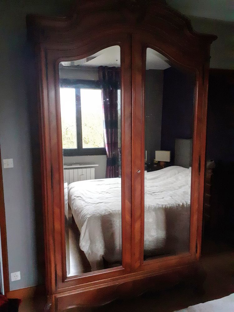 Armoire ling�re ancienne 120 Varennes-Vauzelles (58)