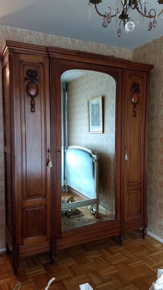 Armoire Louis XVI 200 M�rignac (33)