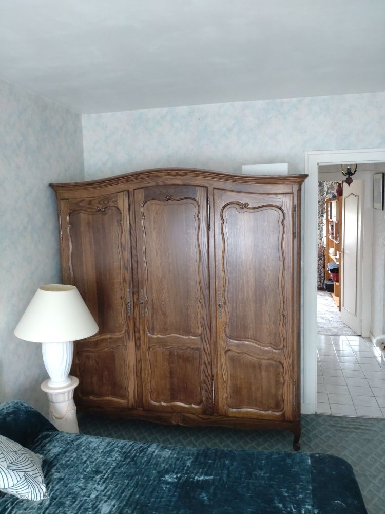 armoire louis 15 120 Angers (49)