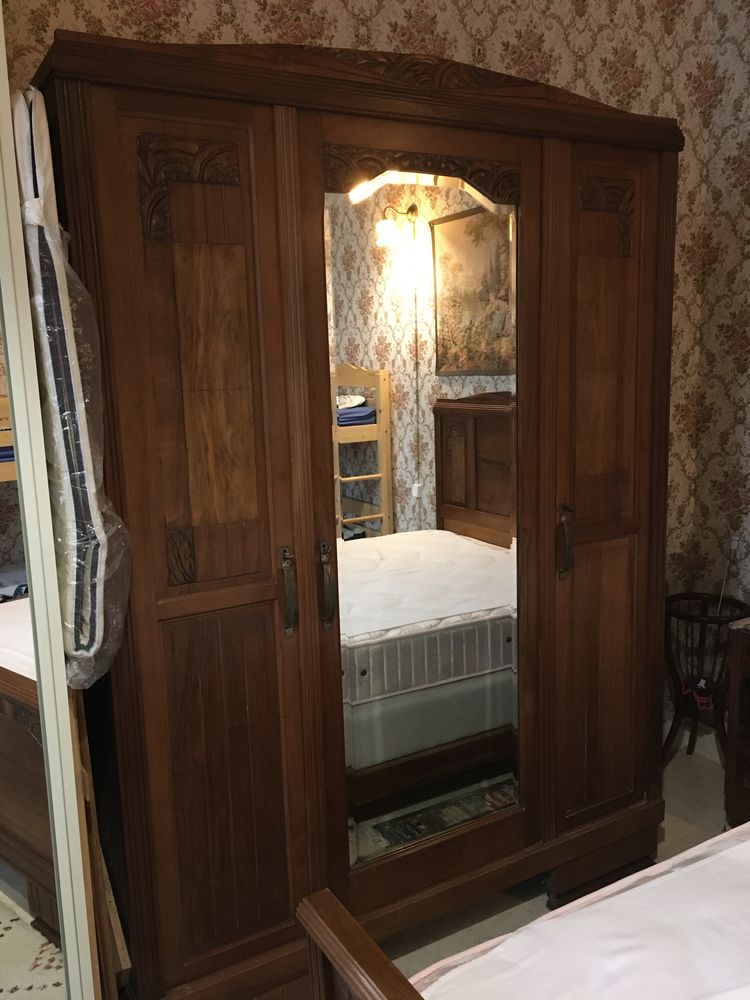 Armoire + Lit + matelas + chevet 300 Av�ze (63)