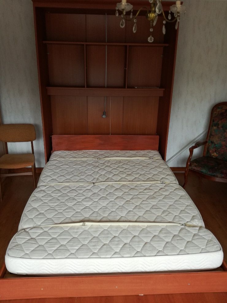 ARMOIRE LIT + MATELAS 2 PERSONNES 600 La Baule-Escoublac (44)