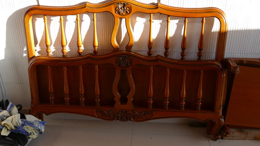 Lit & Armoire en merisier  'bois massif) 0 Pornic (44)