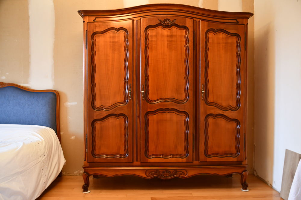 Armoires en merisier occasion en Bretagne , annonces achat et vente de armoires en merisier