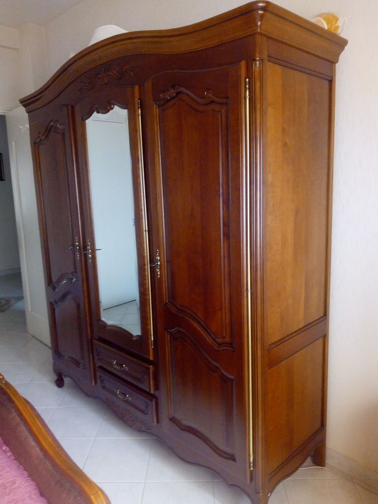 Armoires louis xv occasion à Nice (06), annonces achat et vente de