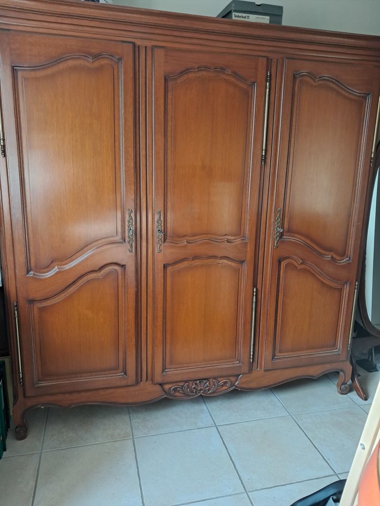 ARMOIRE EN MERISIER 3 PORTES 300 Martigues (13)