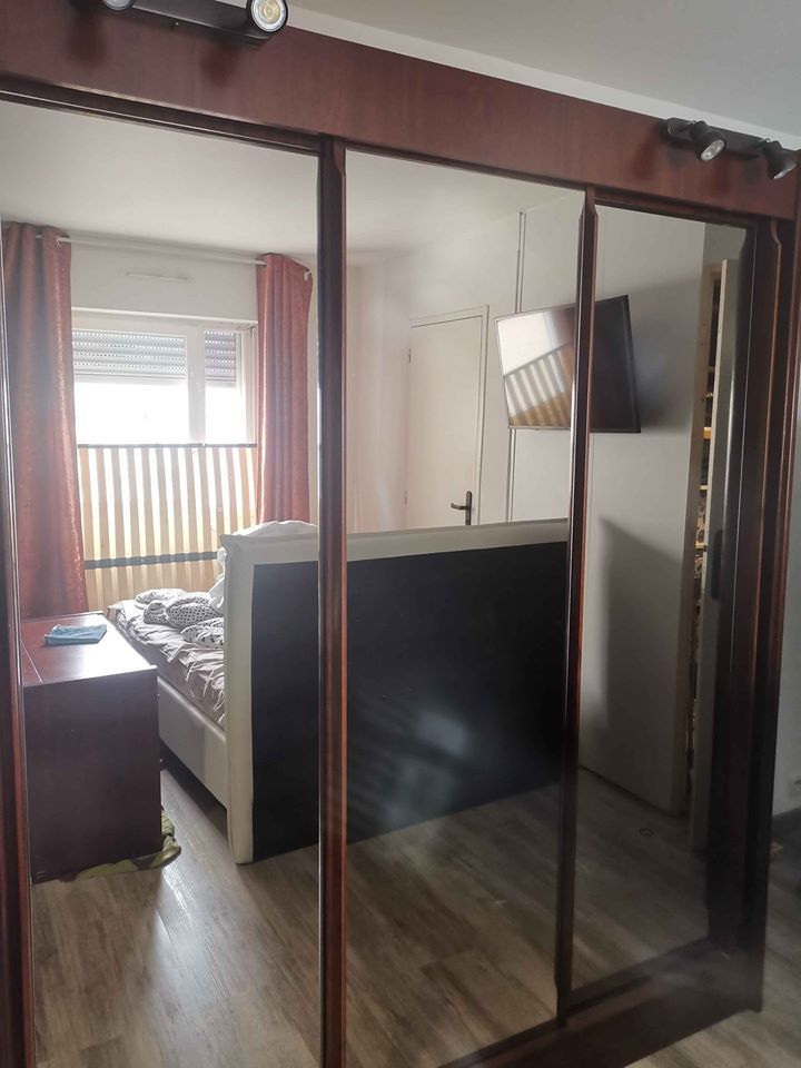 Armoire en merisier