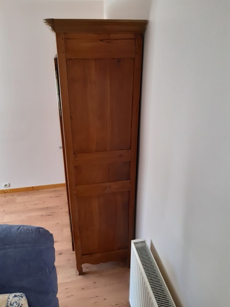 Armoire merisier