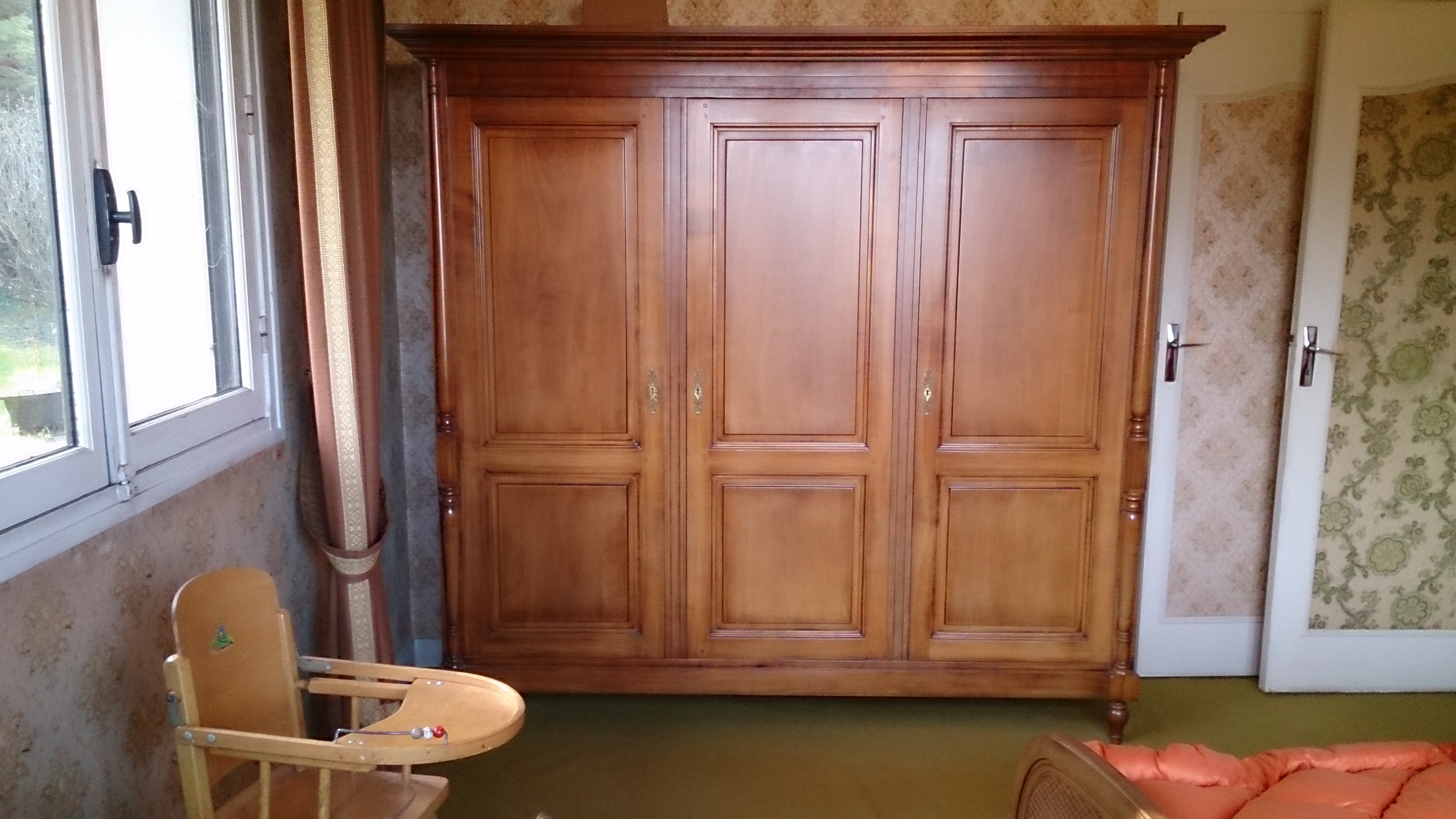 armoire merisier 200 Merville-Franceville-Plage (14)
