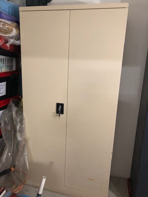 armoire en m�tal 80 La Seyne-sur-Mer (83)