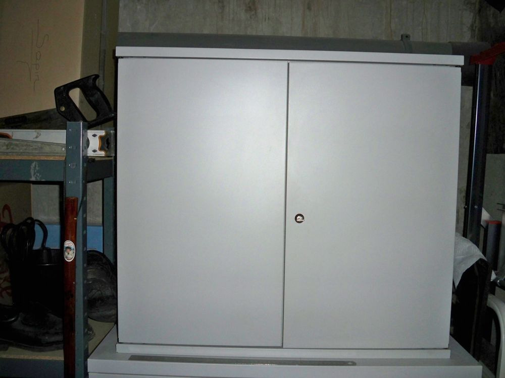 Armoire m�tallique avec cl� 152 Saint-Malo (35)