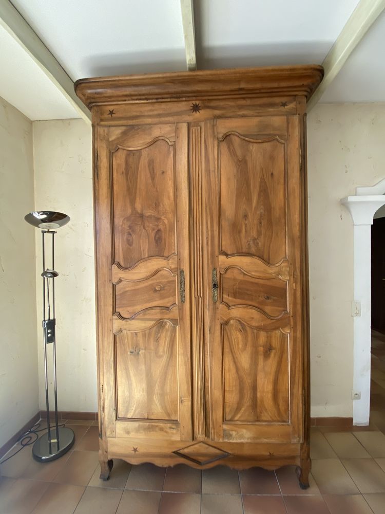 Armoire normande en ch�ne massif 500 Nice (06)