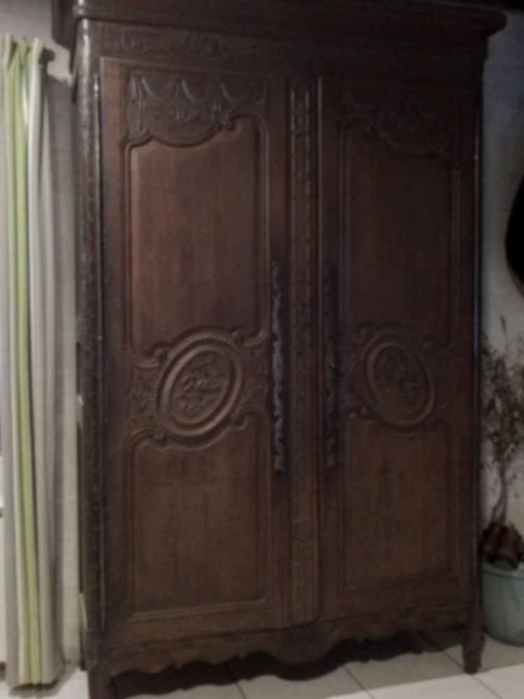 d une armoire normande 3000 La Fresnaye-sur-Ch�douet (72)
