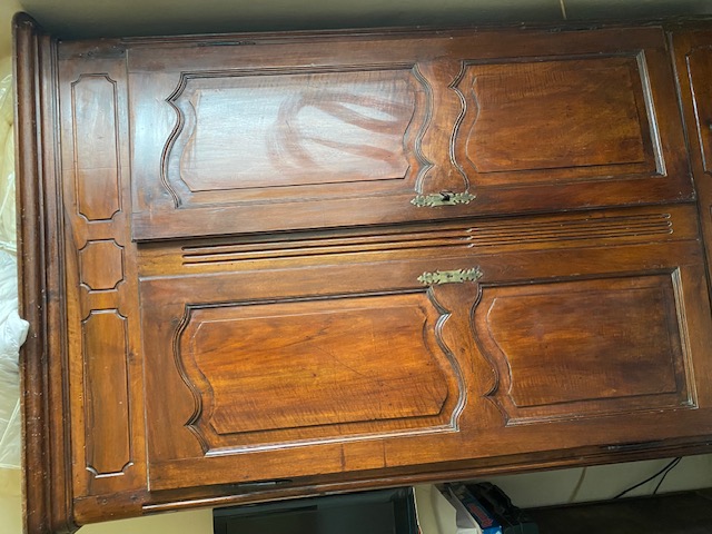 Armoire noyer 75 Hy�res (83)