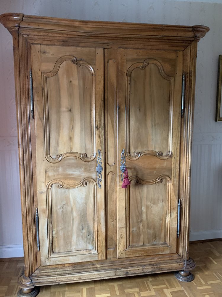 Armoire en noyer 400 Lutterbach (68)
