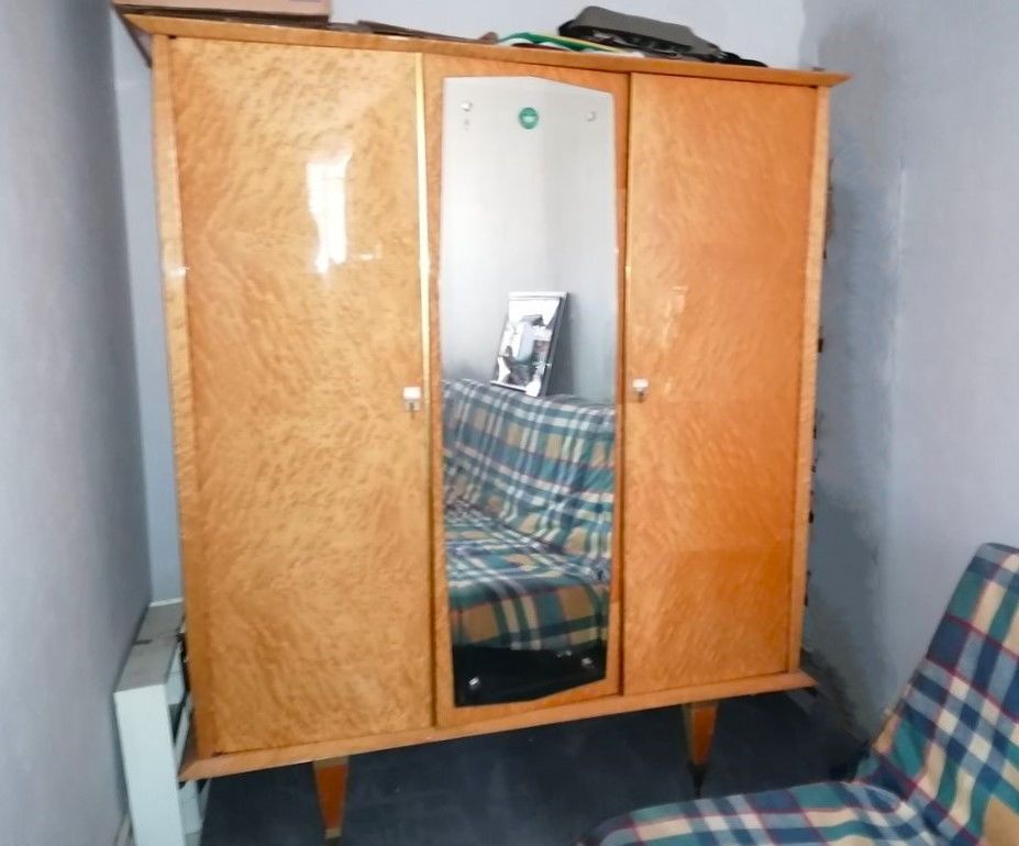 ARMOIRE PENDERIE ANNEES  VINTAGE 1950-1960 130 Lyon 6 (69)