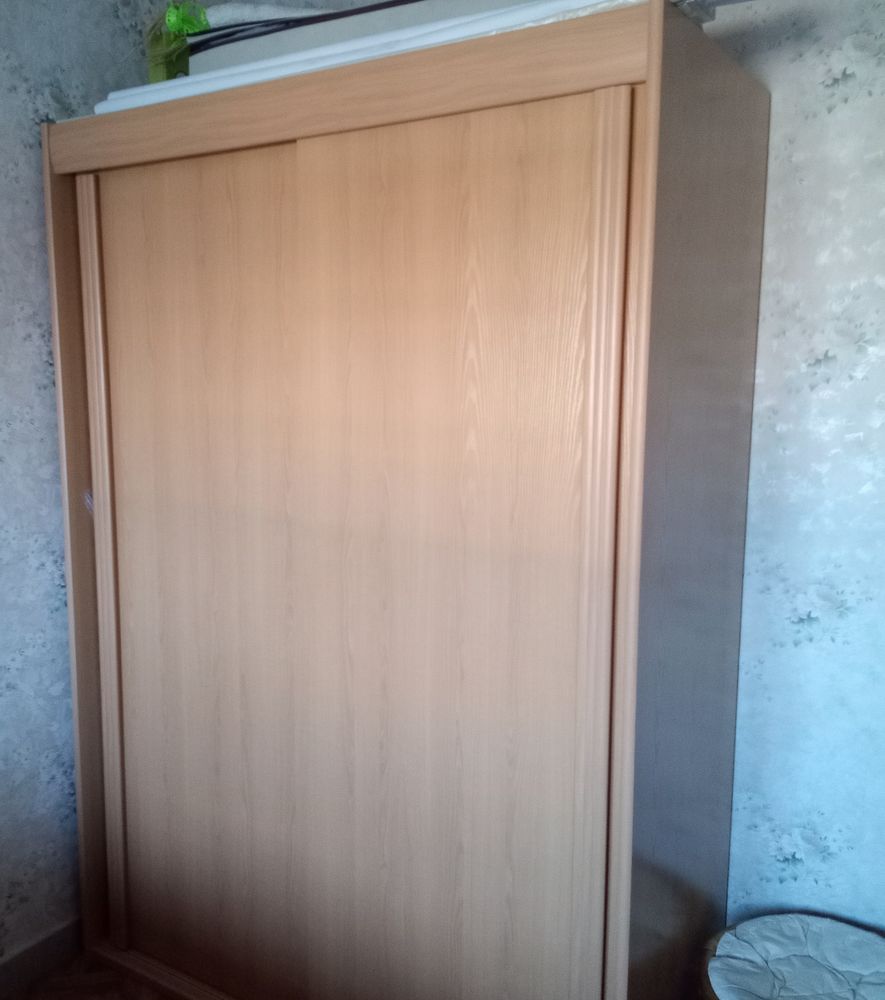 Armoire-penderie 2 portes coulissantes 300 Saint-Doulchard (18)