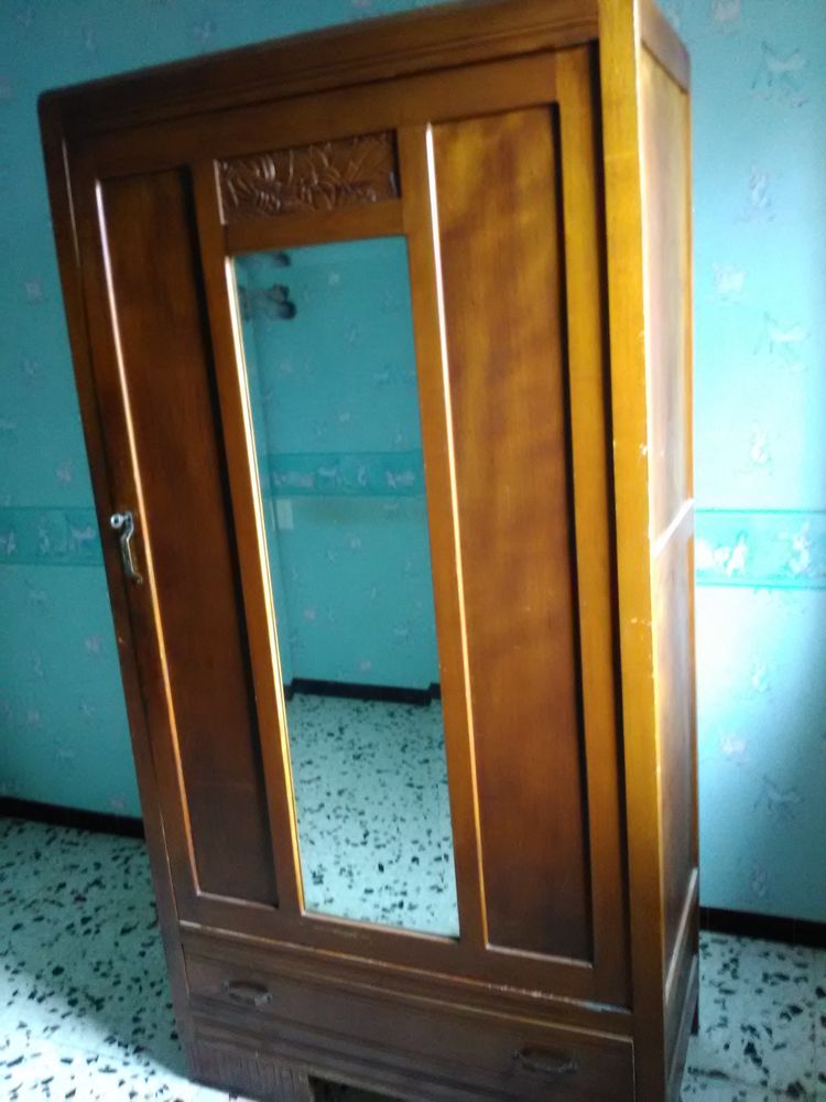 ARMOIRE PENDERIE 0 Saillagouse (66)