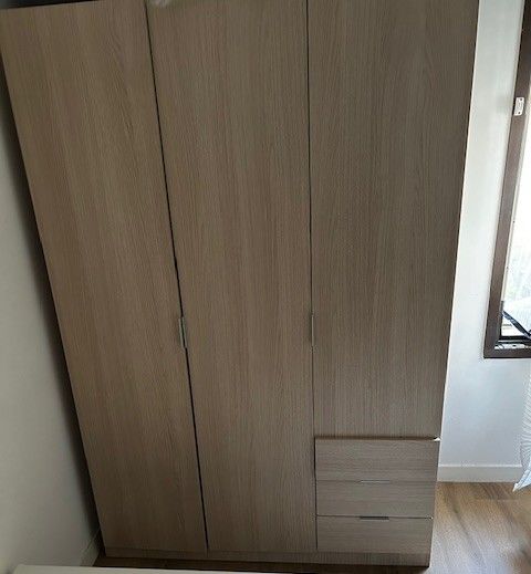 Armoire penderie 50 Noisy-le-Grand (93)