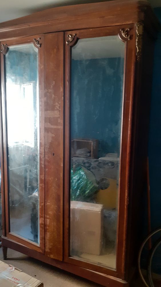 Armoire 2 porte+ �ventuellement lit. 0 M�con (71)