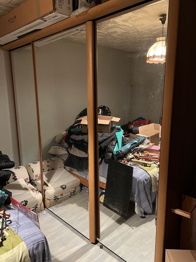 Armoire 3 porte 100 �cuelles (77)