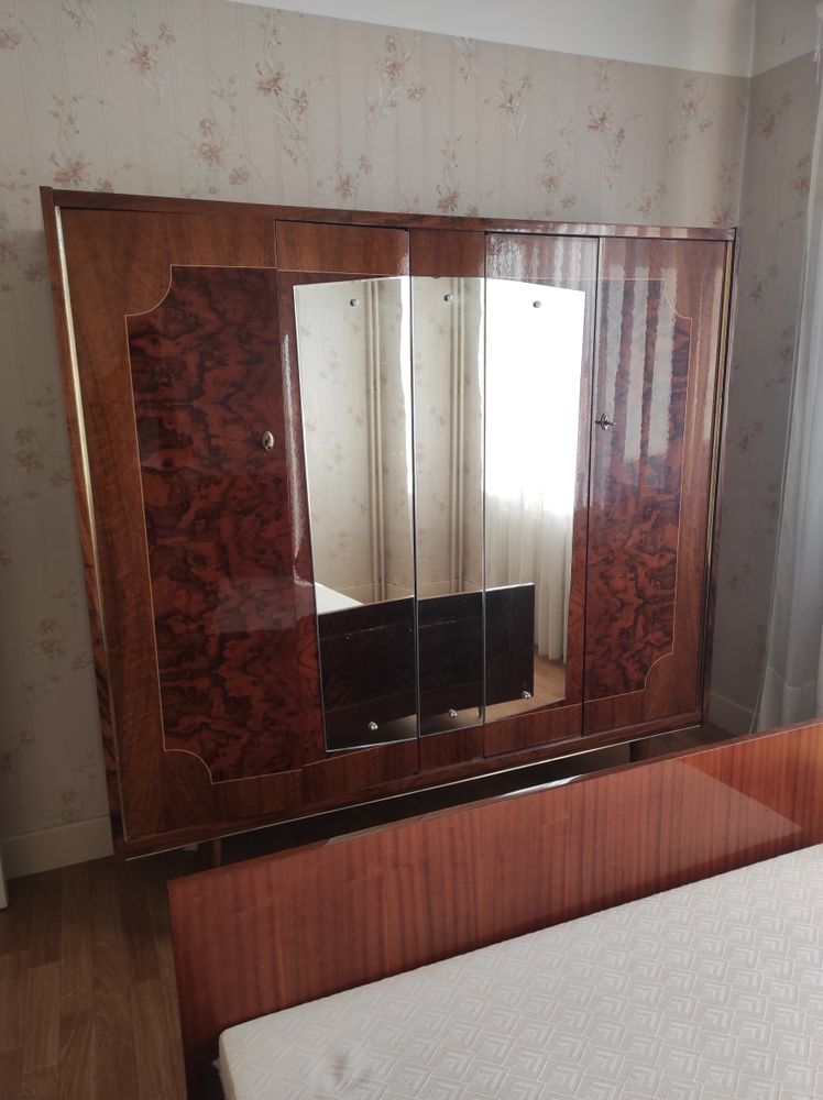 Armoire 4 portes ancienne 100 Chamb�ry (73)