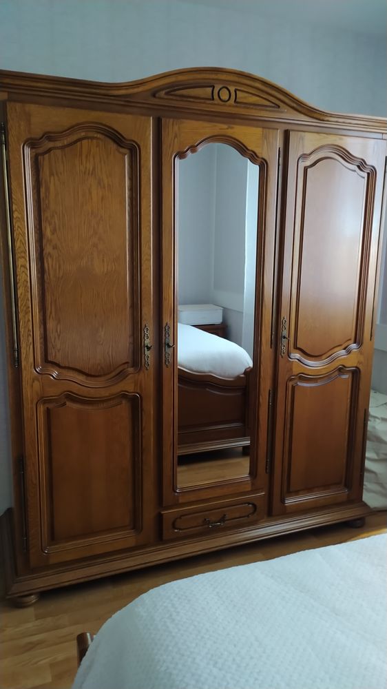 Armoire 3 portes ch�ne clair 100 Pacy-sur-Eure (27)