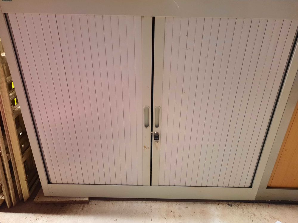 armoire en fer 2 portes coulissantes et clefs 210 Caug� (27)