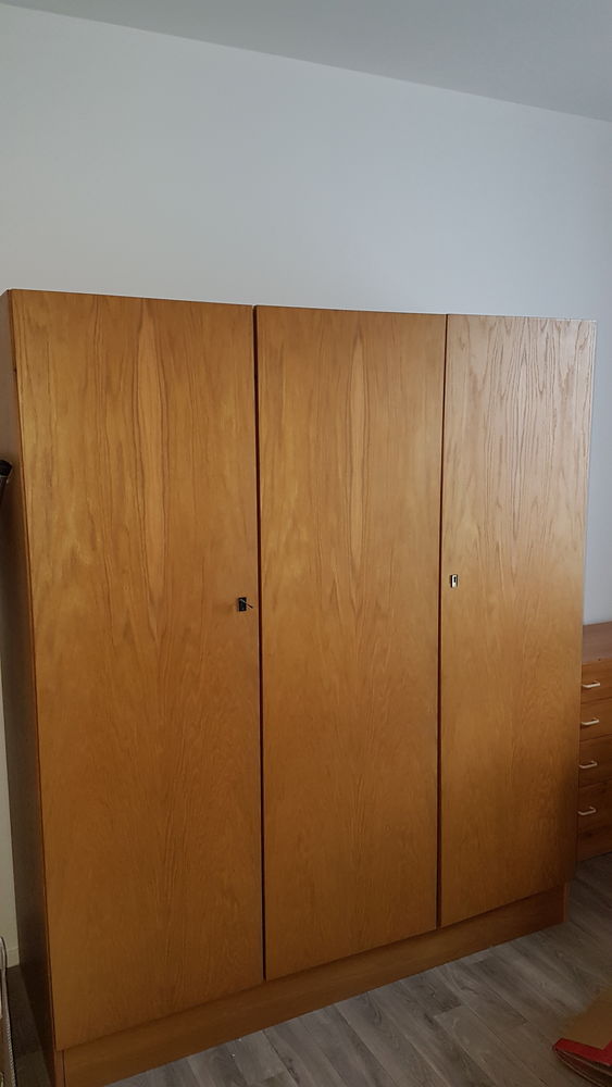 Achetez armoire 3 portes occasion, annonce vente à Vandrimare (27