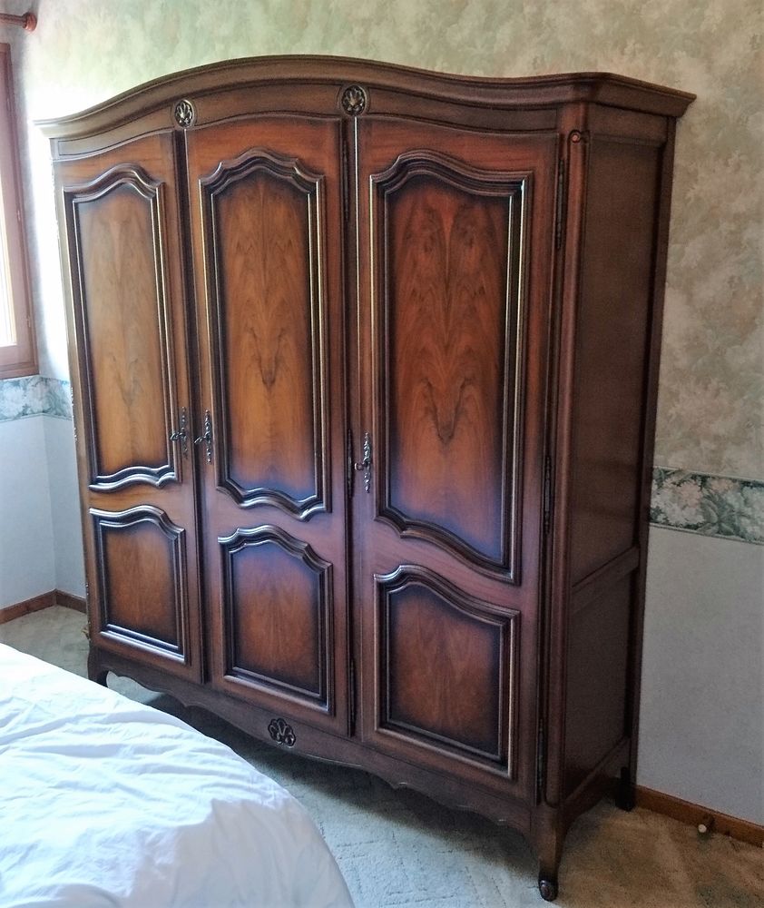 Armoires louis xv occasion en RhôneAlpes , annonces achat et vente de