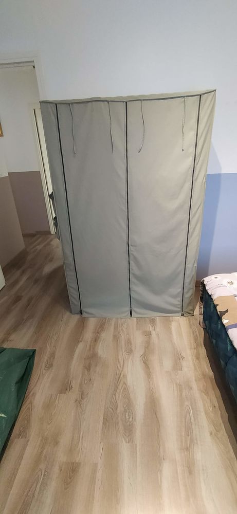 armoire en toile 40 Saint-Yrieix-la-Perche (87)