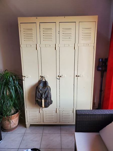Armoire vestiaire m�tal 0 Carqueiranne (83)