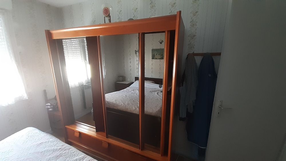 armoire vintage 150 Saint-Claude (39)