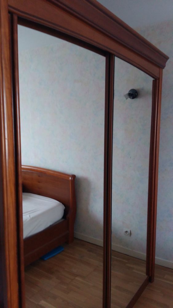 Armoire.lit 250 Chessy (77)