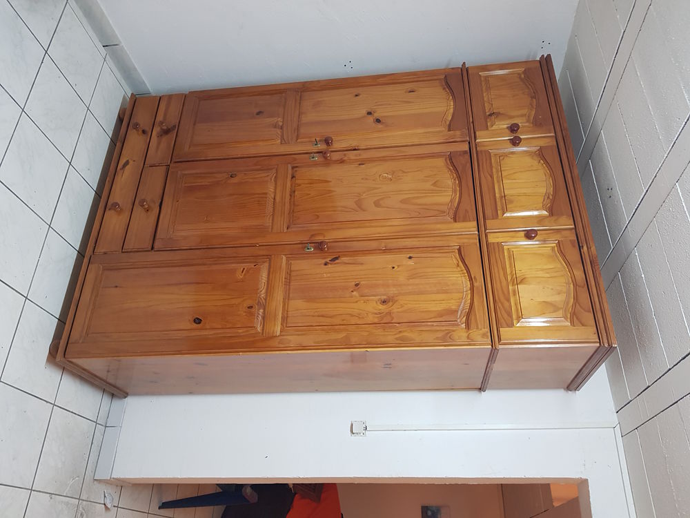 Armoire 290 La Possession (97)