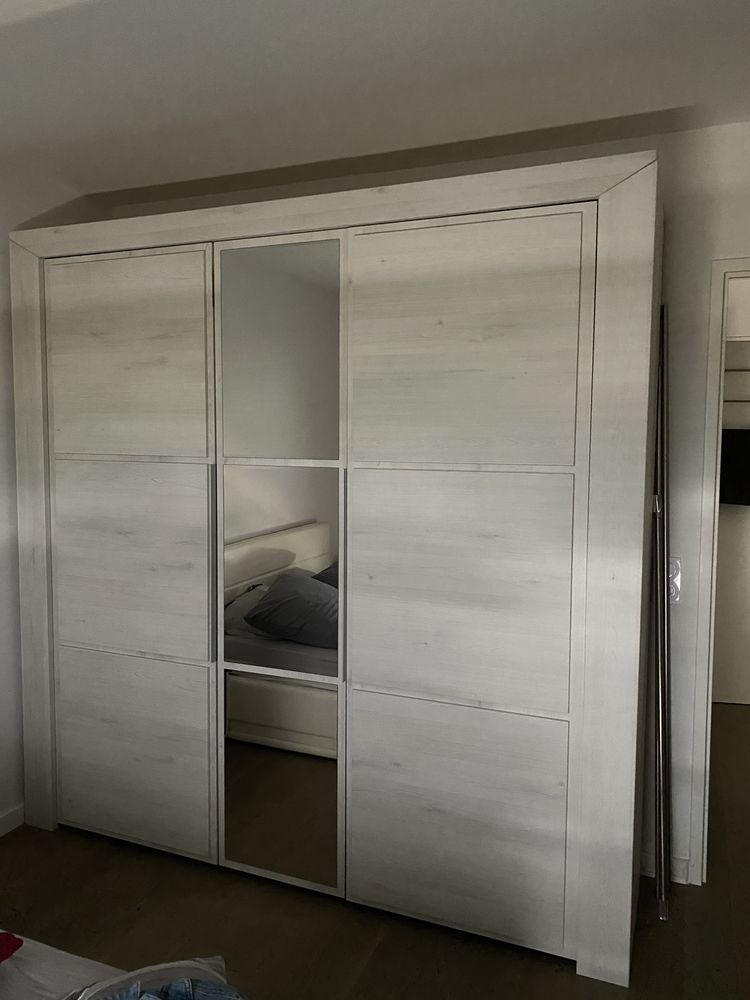 armoire 300 Ferri�res-en-Brie (77)