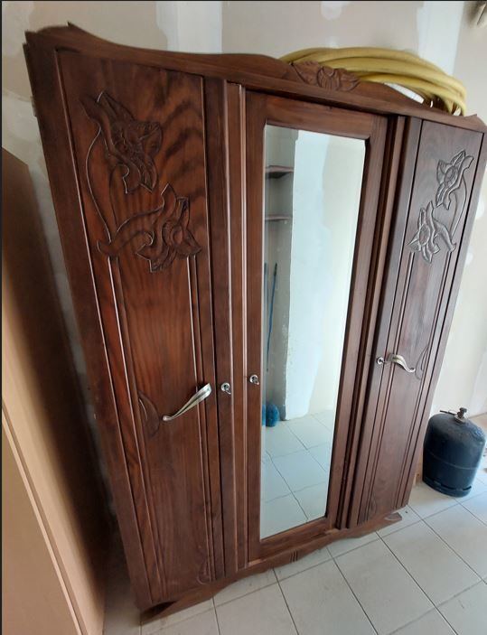 Armoire 50 Th�zan-des-Corbi�res (11)