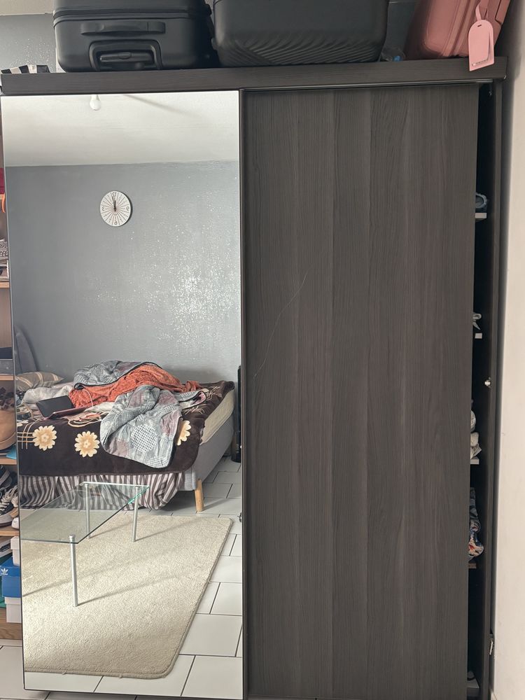 Armoire 130 Armenti�res (59)