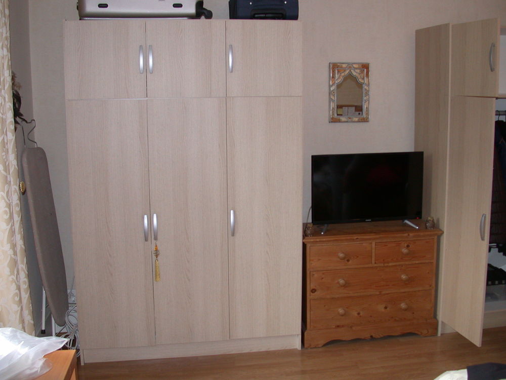 lot de 3 armoires 270 Morlaix (29)