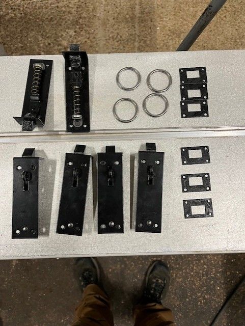 arr�t de volet bois a encastrer 5 Montmirail (51)