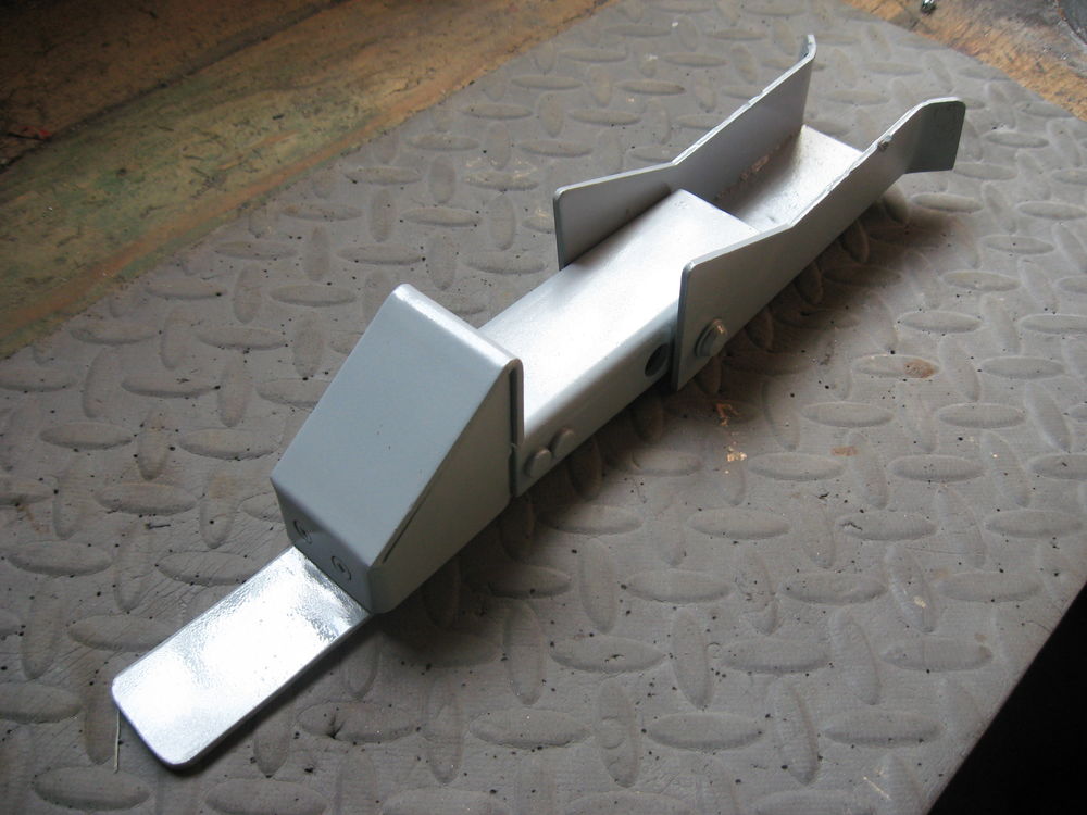 Arr�ts pour portail � bascule � sceller 10 Le Garric (81)