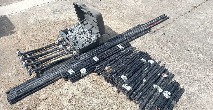 Article de rayonnage industriel et vintage en tubes acier et 400 Saint-Jean-Pierre-Fixte (28)