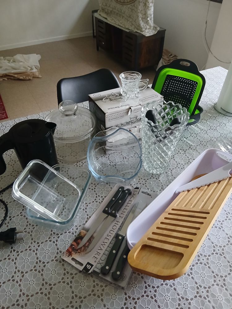 Articles cuisine/arts de la table 40 Lyon 8 (69)