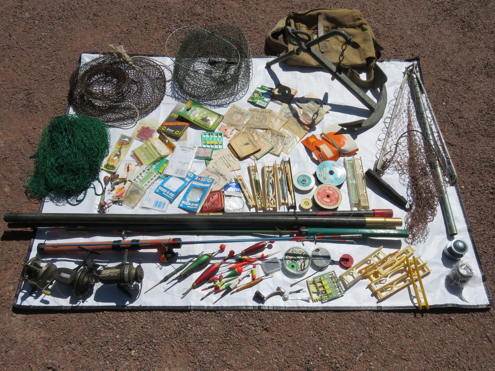 Lot articles peche canne panier ancre gaule moulinet hamecon 0 Sainte-Gemme (79)